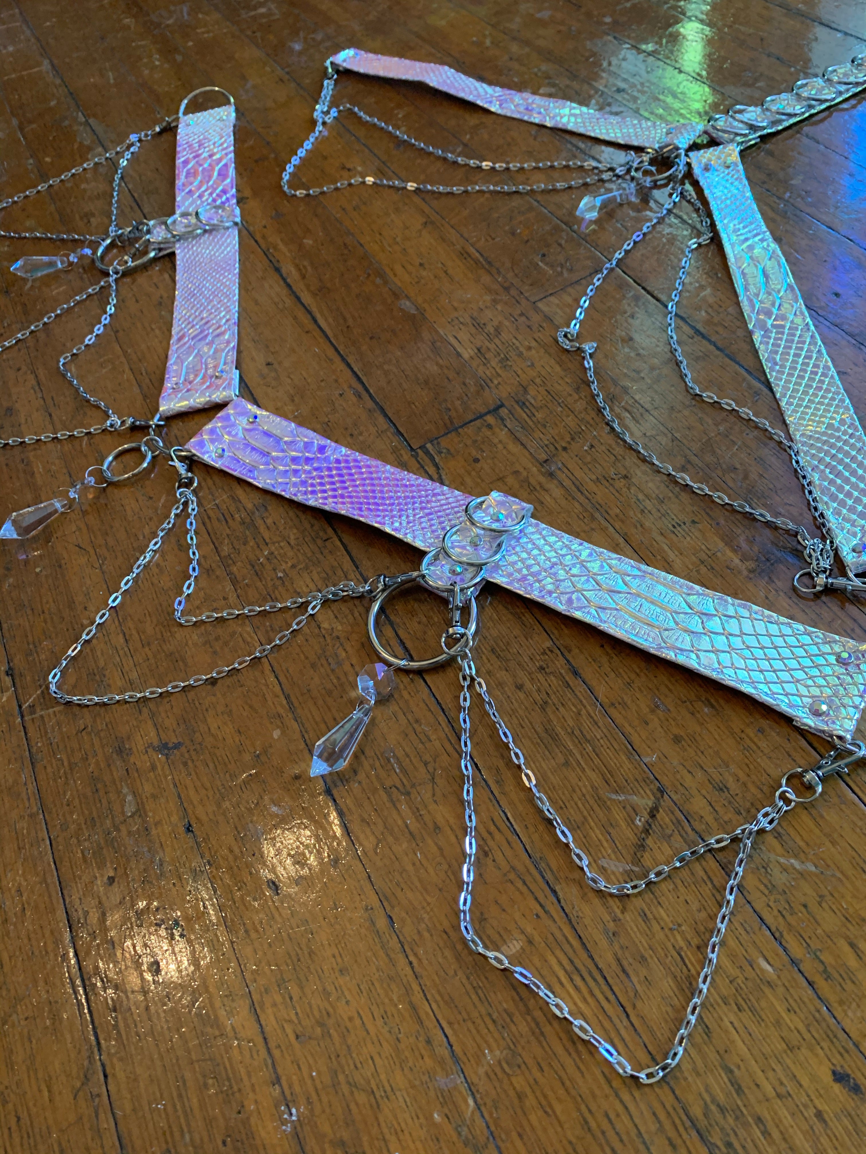 Unicorn Opal Bombshell Convertible Harness Set