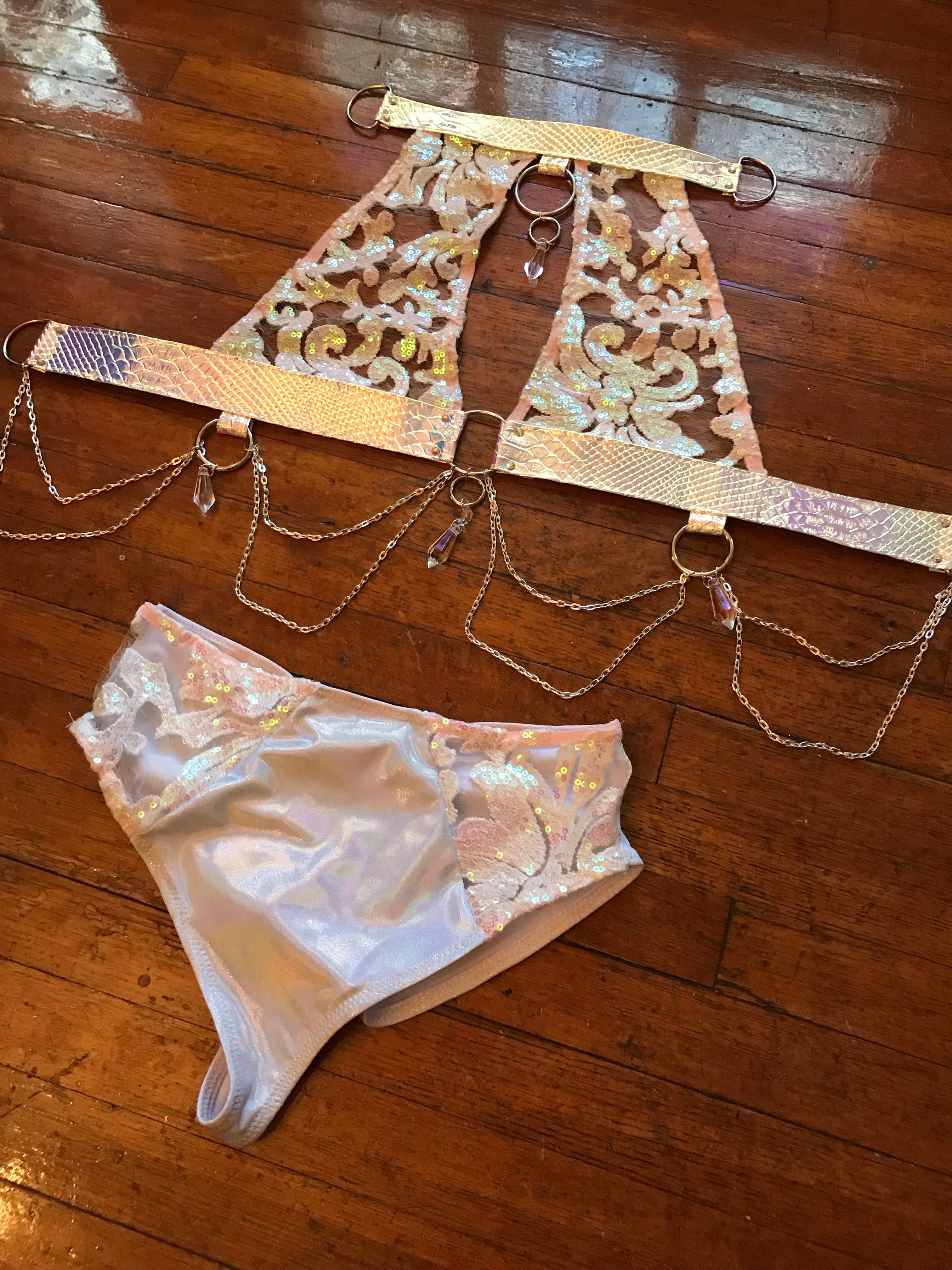 Unicorn Filigree Chandelier Top | MTO