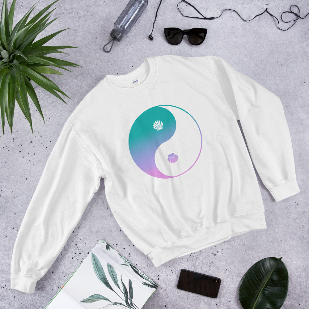 Seashell Yin Yang Unisex Sweatshirt